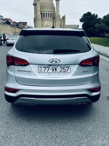 Hyundai Santa Fe 2016, 198,000 km - 2.2 l - Bakı