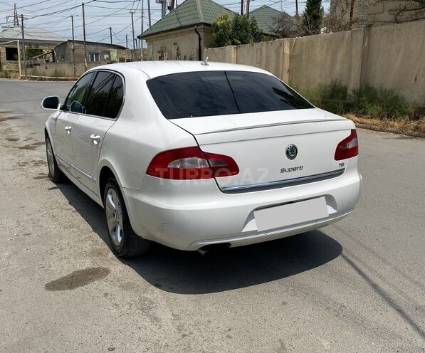 Skoda Superb 2010, 360,000 km - 1.8 l - Bakı