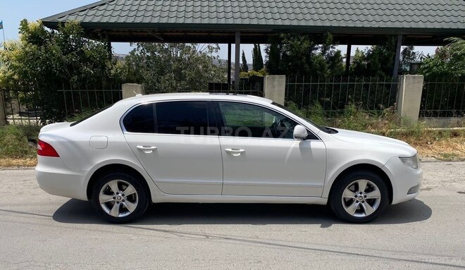 Skoda Superb 2010, 360,000 km - 1.8 l - Bakı