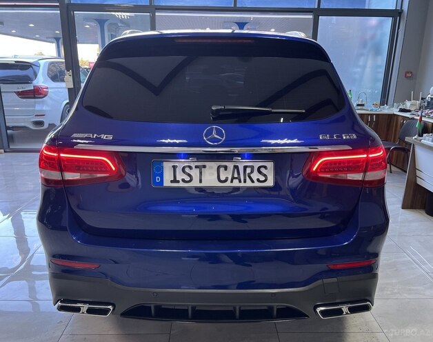 Mercedes GLC 300-6
