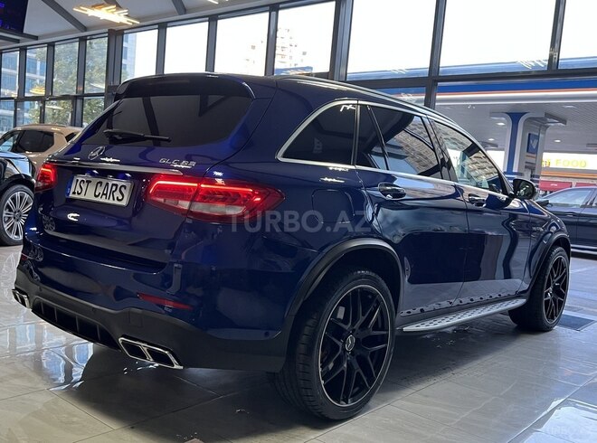 Mercedes GLC 300-8