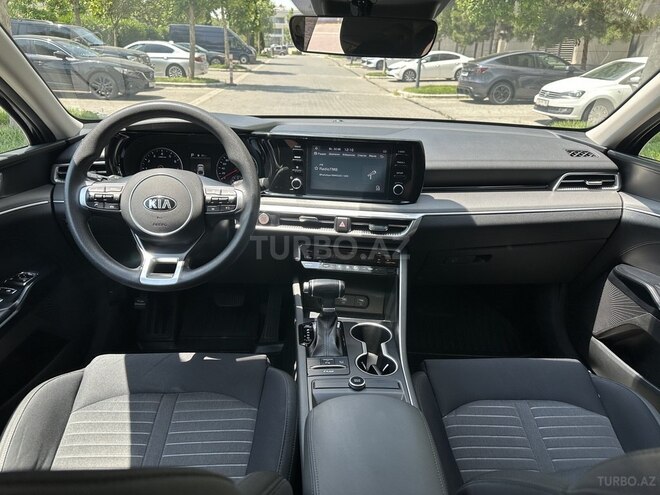 Kia K5-10