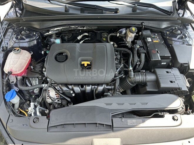Kia K5-12