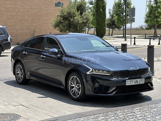 Kia K5-4