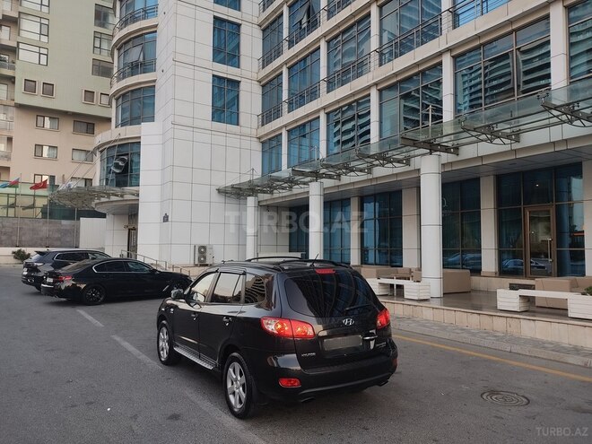 Hyundai Santa Fe-4