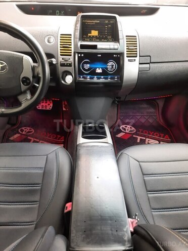 Toyota Prius-10