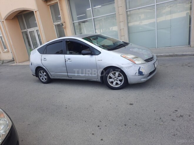 Toyota Prius-17