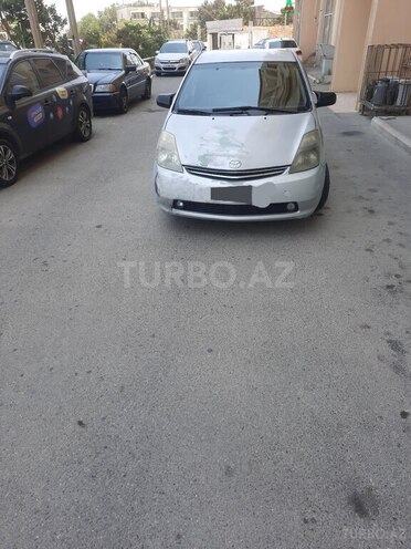 Toyota Prius-1