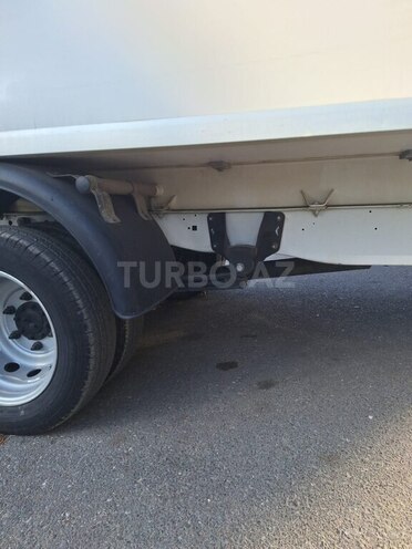 Ford Transit-11