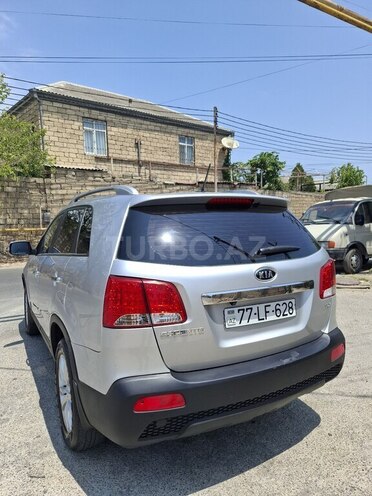 Kia Sorento-8