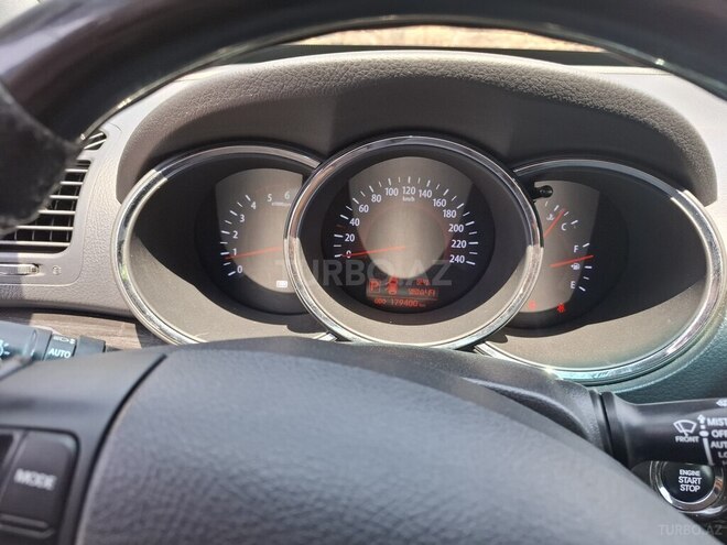 Kia Sorento-13