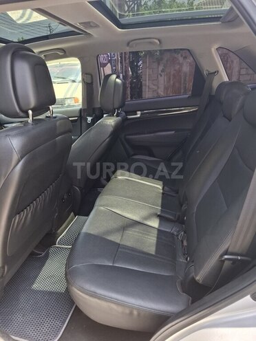 Kia Sorento-18