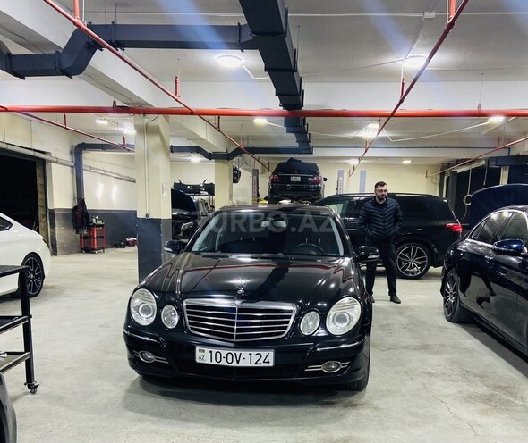 Mercedes E 220 d-17