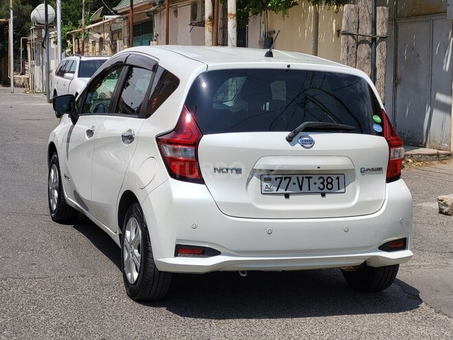 Nissan Note-6