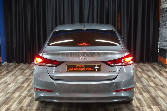 Hyundai Avante 2016, 180,000 km - 1.6 l - Sumqayıt