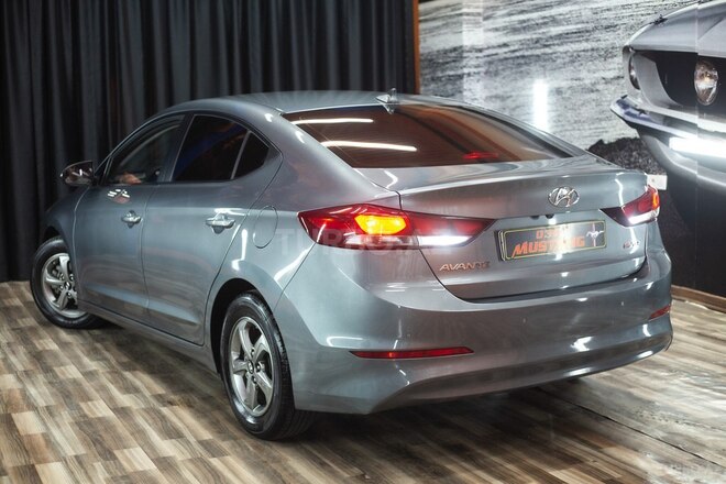 Hyundai Avante 2016, 180,000 km - 1.6 l - Sumqayıt