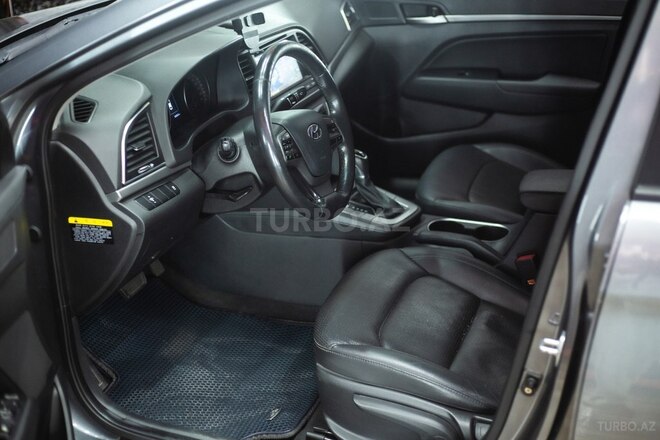 Hyundai Avante 2016, 180,000 km - 1.6 l - Sumqayıt