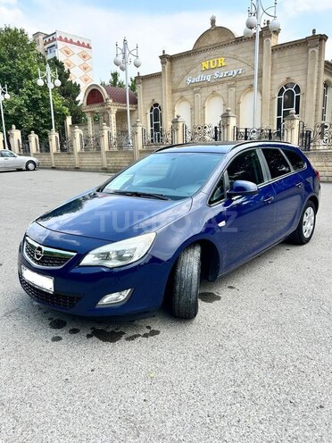 Opel Astra 2011, 305,000 km - 1.3 l - Mingəçevir