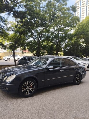 Mercedes E 220 d 2002, 500,000 km - 2.2 l - Bakı