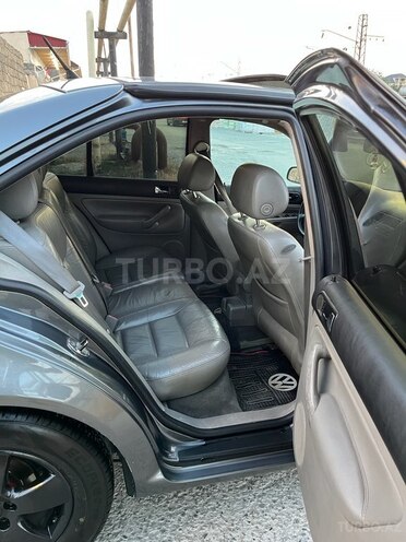Volkswagen Jetta-9