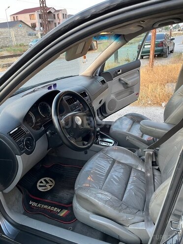 Volkswagen Jetta-6