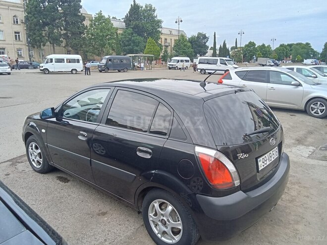Kia Rio 2007, 357,000 km - 1.4 l - Gəncə