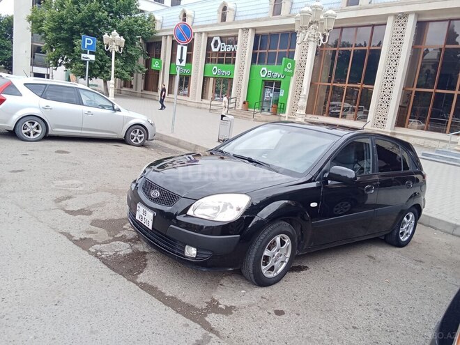 Kia Rio 2007, 357,000 km - 1.4 l - Gəncə