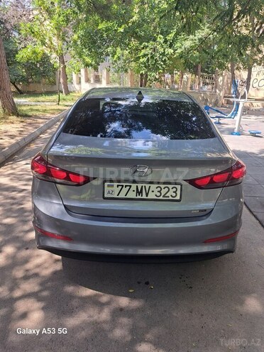 Hyundai Elantra 2017, 100,000 km - 2.0 л - Bakı