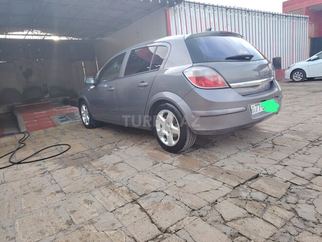 Opel Astra 2006, 240,000 km - 1.3 l - Cəlilabad