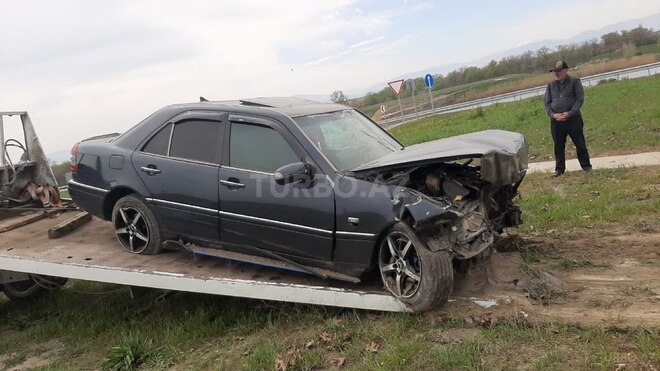 Mercedes C 200 1996, 170,000 km - 2.0 л - Bakı