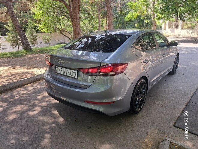 Hyundai Elantra 2017, 100,000 km - 2.0 л - Bakı