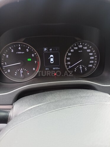 Hyundai Avante 2018, 92,000 km - 1.6 л - Bakı