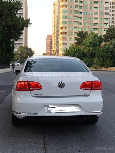 Volkswagen Passat 2014, 154,600 km - 1.8 l - Bakı