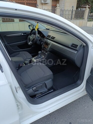 Volkswagen Passat 2014, 154,600 km - 1.8 l - Bakı