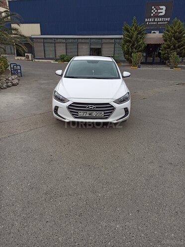 Hyundai Avante 2018, 92,000 km - 1.6 л - Bakı