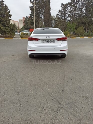 Hyundai Avante 2018, 92,000 km - 1.6 л - Bakı