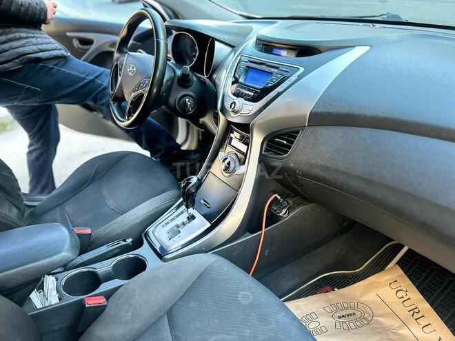 Hyundai Elantra 2013, 198,800 km - 1.8 l - Bakı
