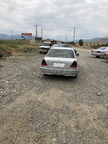 Mercedes C 240 1999, 178,055 km - 2.4 l - Şəmkir