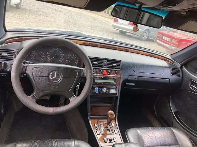 Mercedes C 240 1999, 178,055 km - 2.4 l - Şəmkir