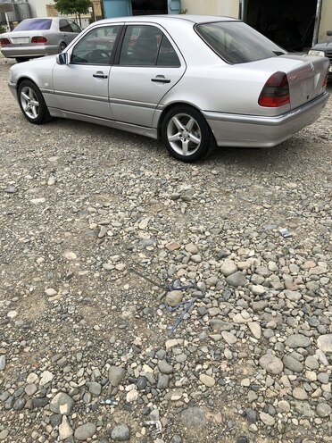 Mercedes C 240 1999, 178,055 km - 2.4 l - Şəmkir