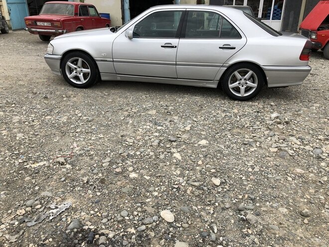 Mercedes C 240 1999, 178,055 km - 2.4 l - Şəmkir