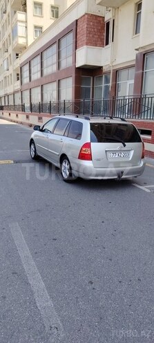 Toyota Corolla 2006, 250,000 km - 1.4 l - Bakı