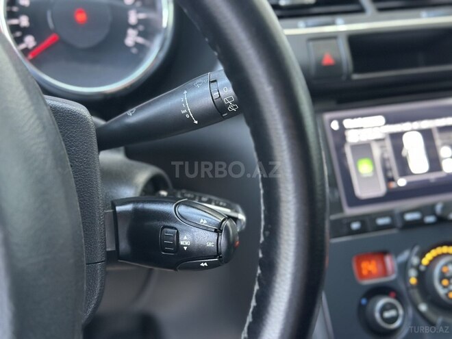 Peugeot 3008 2012, 158,469 km - 1.6 l - Bakı