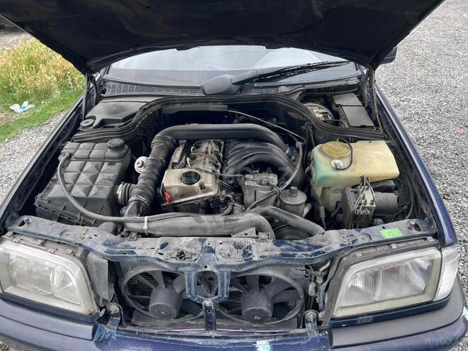 Mercedes C 250 d 1997, 352,145 km - 2.5 л - İsmayıllı