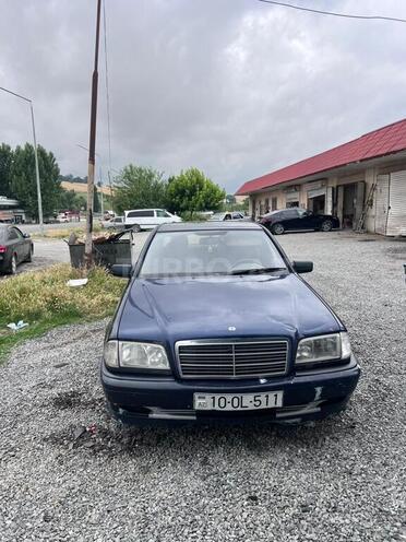Mercedes C 250 d 1997, 352,145 km - 2.5 л - İsmayıllı
