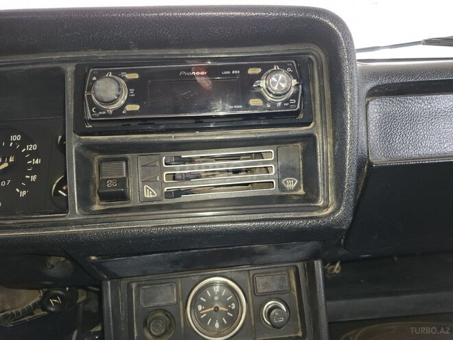 LADA (VAZ) 2107 2003, 95,000 km - 1.6 l - Salyan