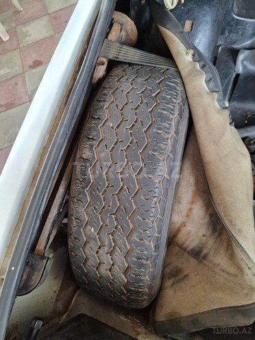 LADA (VAZ) 2107 2003, 95,000 km - 1.6 l - Salyan