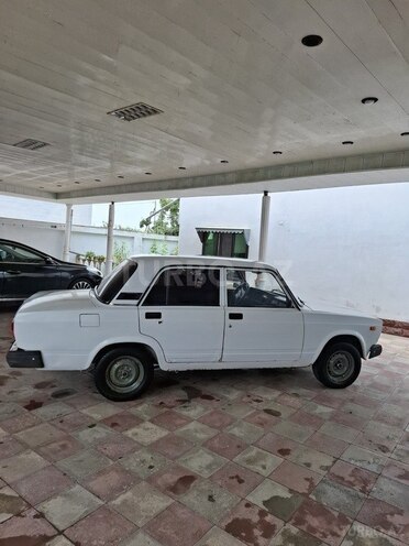 LADA (VAZ) 2107 2003, 95,000 km - 1.6 l - Salyan