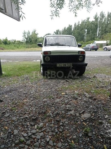 LADA (VAZ) Niva 1983, 318,000 km - 1.7 l - Zaqatala