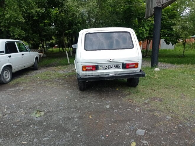 LADA (VAZ) Niva 1983, 318,000 km - 1.7 l - Zaqatala